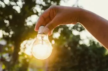 Quel est l'impact de l'énergie solaire sur la facture d'électricité ?