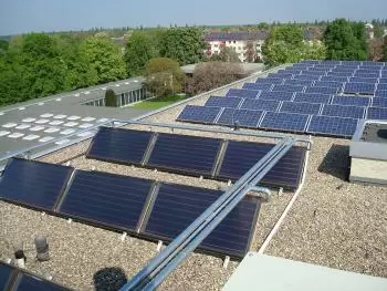 Comment fonctionne un capteur solaire plat ? Caractéristiques