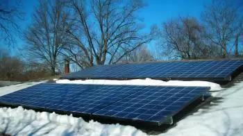 Qu'est-ce qu'un panneau solaire hybride ?