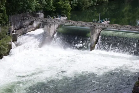 Centrales hydroélectriques : de l'électricité avec la puissance de l'eau